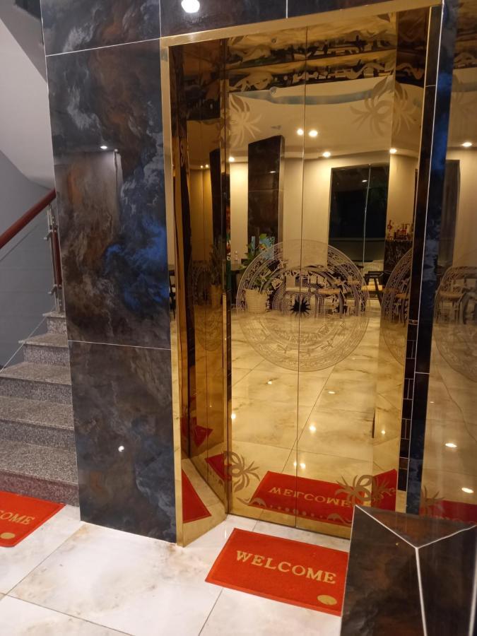 The Rainbow Hotel Duong Dong Exterior foto